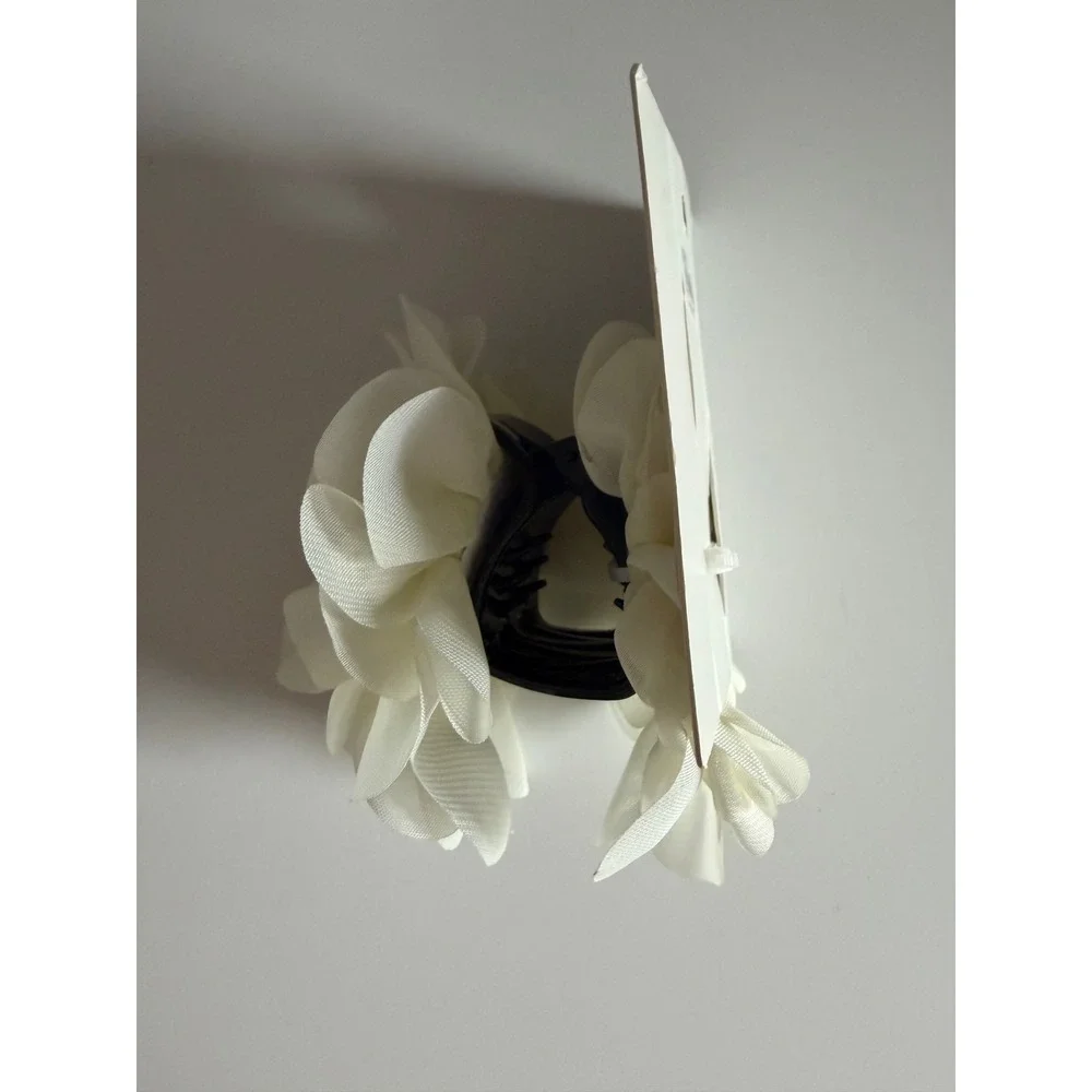 Francesca's Cream Fabric Flower Hair Claw Clip Large Ivory Floral Accessory NEW
